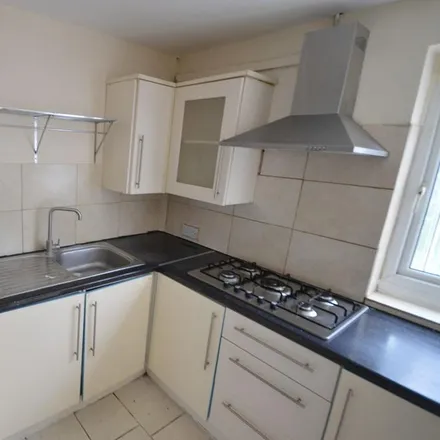 Image 2 - Pontefract Road, London, BR1 4SG, United Kingdom - Duplex for rent