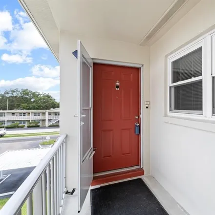 Image 4 - 38th Avenue North & 59th Street North, 38th Avenue North, Saint Petersburg, FL 33710, USA - Condo for sale