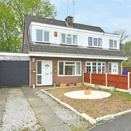 Buy this 3 bed duplex on unnamed road in Longton, ST3 5RU