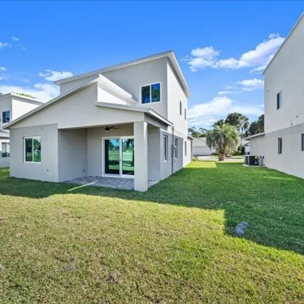 Image 4 - Country Club Rd/ W Melbourne Ave (NW Corner), South Country Club Road, Melbourne, FL 32901, USA - House for rent