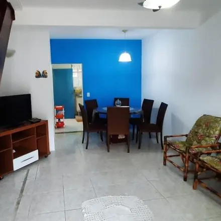 Buy this 2 bed house on Rua Rotary in Jardim Aruan, Caraguatatuba - SP