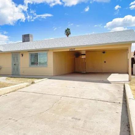 Rent this 3 bed house on 2027 North 66th Drive in Phoenix, AZ 85035