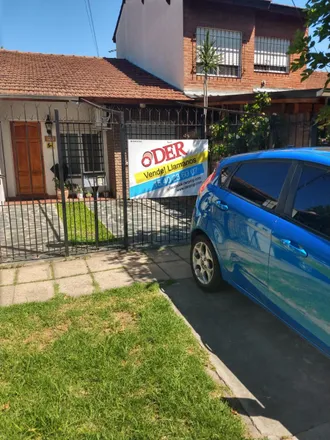 Buy this studio house on Alférez Hipólito Bouchard 3812 in Olivos, B1605 BNA Vicente López