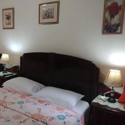 Rent this 1 bed apartment on Casa Las Marias in Avellaneda, Camagüey