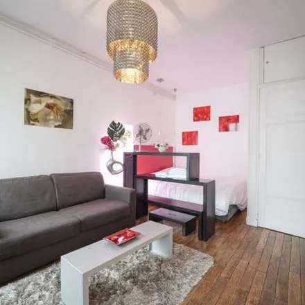 Image 3 - 170 Rue du Temple, 75003 Paris, France - Apartment for rent