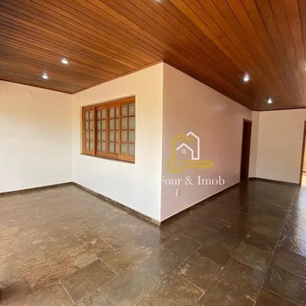 Buy this 5 bed house on Rua Cruzeiro do Sul in Vila Santana, Araraquara - SP