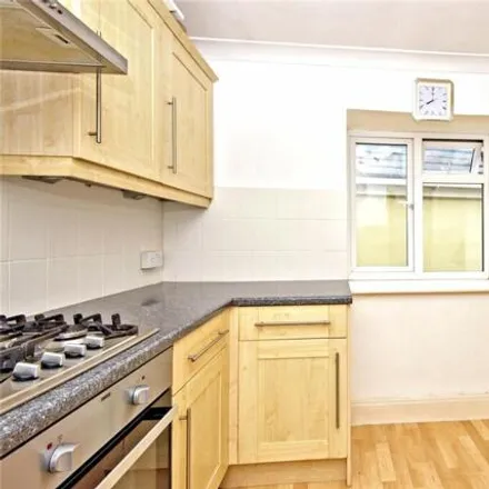 Image 3 - Grosvenor Road, Southend-on-Sea, SS0 8ER, United Kingdom - Apartment for sale