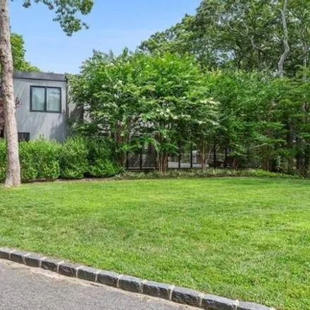 Rent this 5 bed house on 6 Woodland Way in Village of Quogue, Suffolk County