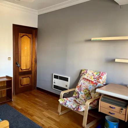 Rent this 4 bed room on Rua Maestro Frederico de Freitas 1 in 1500-399 Lisbon, Portugal