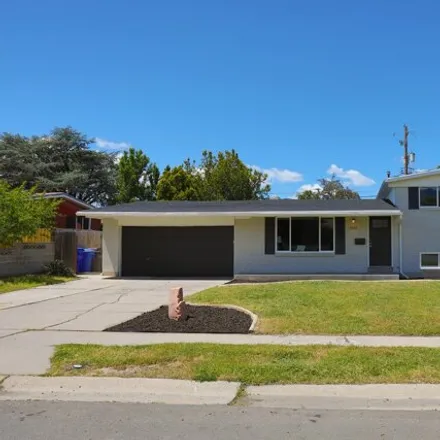 Buy this 5 bed house on 6984 90 East in Midvale, UT 84047