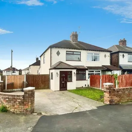 Buy this 3 bed duplex on Arnold Place in Widnes, WA8 8QG