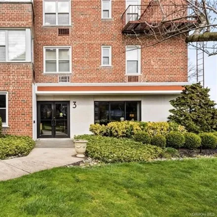 Buy this studio apartment on 3 Salisbury Place in Village of Nyack, NY 10960