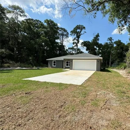 Buy this 3 bed house on 144 Street in Marion County, FL 34320