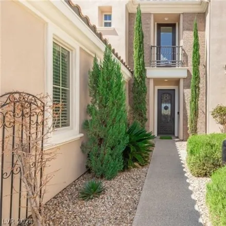 Image 2 - 67 Contrada Fiore Drive, Henderson, NV 89011, USA - House for sale