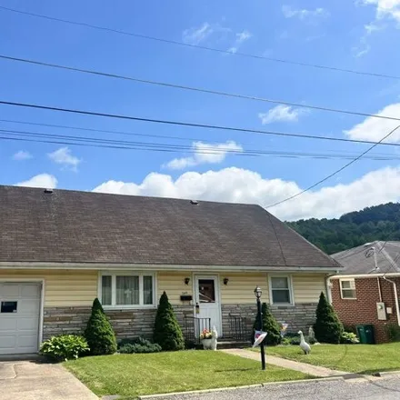 Buy this 4 bed house on Lowther Street in Clarksburg, WV 26302