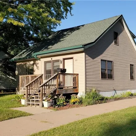 Buy this 3 bed house on 223 Reuter Avenue in Rice Lake, WI 54868