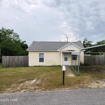 Buy this 2 bed house on 224 Maine Avenue in Millville, Panama City
