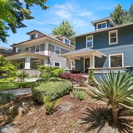 Image 7 - 2536 NE 16th Ave, Portland, Oregon, 97212 - House for sale