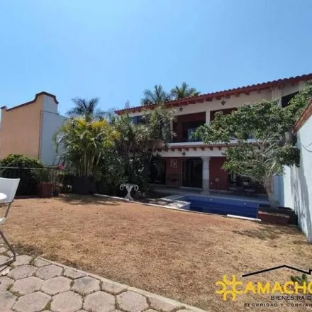 Buy this 4 bed house on Privada Río Tembembe in 62330 Cuernavaca, MOR