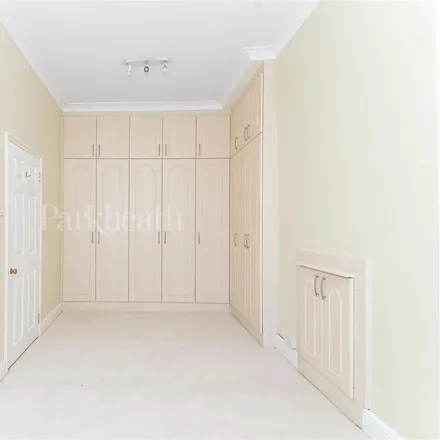 Image 5 - 152 Goldhurst Terrace, London, NW6 3HP, United Kingdom - Apartment for rent