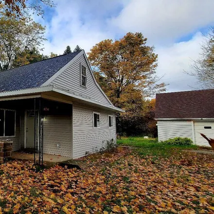 Buy this 4 bed house on 6699 Jefferson Street in Denver Township, MI 49421
