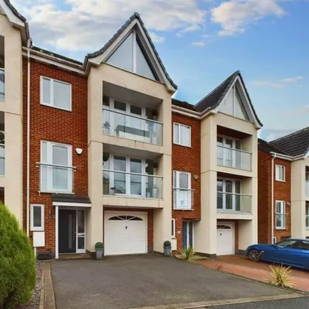 Image 1 - 1-5a Greenway Drive, Derby, DE23 4YN, United Kingdom - Townhouse for rent