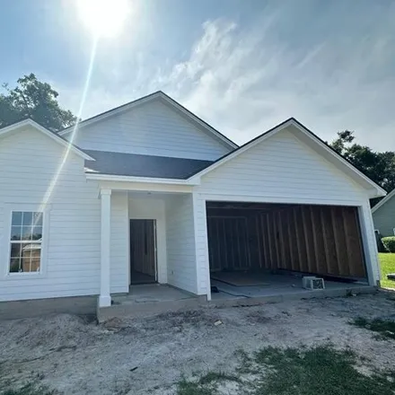 Buy this 3 bed house on Old Vine Way in Lowndes County, GA 31604