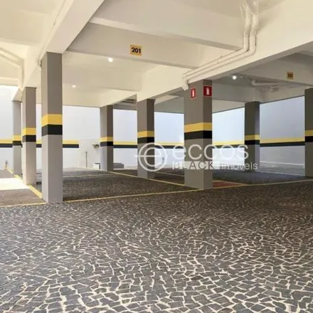 Buy this 2 bed apartment on Rua Juvenilia Ferreira in Segismundo Pereira, Uberlândia - MG