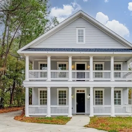 Buy this 8 bed house on Robin Hood Trail in Stadium Club, Statesboro