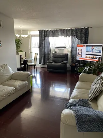 Rent this 1 bed apartment on Toronto in Scarborough, ON