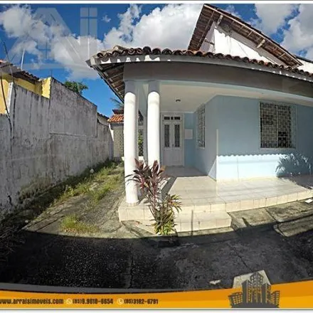Buy this 4 bed house on Rua Conselheiro Tristão 255 in José Bonifácio, Fortaleza - CE