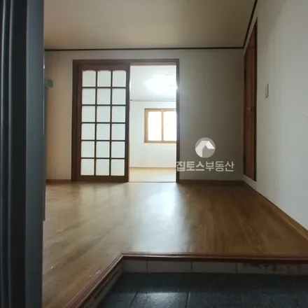Rent this 2 bed apartment on 서울특별시 서초구 반포동 701-19