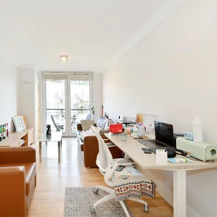 Image 2 - Dunbar Wharf, Narrow Street, London, E14 8BB, United Kingdom - Apartment for rent