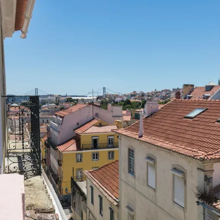 Image 5 - Rua do Monte Olivete, 1250-127 Lisbon, Portugal - Apartment for rent