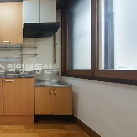Rent this 3 bed apartment on 서울특별시 강남구 역삼동 779