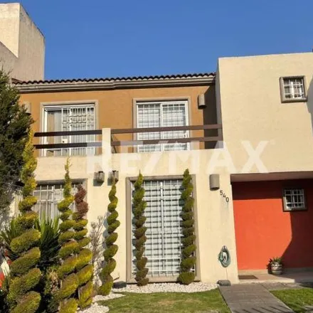 Buy this 2 bed house on Avenida Hacienda Santa Clara in 52004 Fraccionamiento Las Golondrinas, MEX