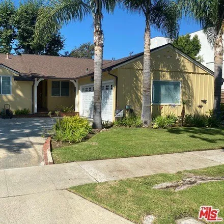 Rent this 3 bed house on 4307 Mentone Avenue in Culver City, CA 90232
