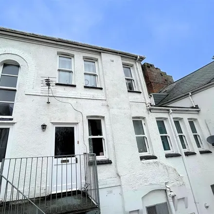 Image 1 - Coastline Linen, 145 High Street, Ilfracombe, EX34 9DF, United Kingdom - House for rent