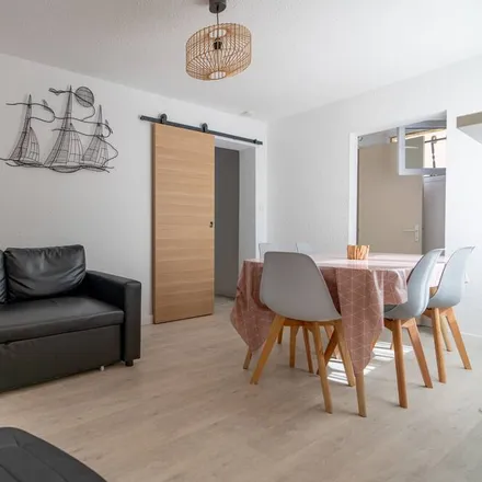 Rent this 3 bed house on Valras-Plage in Rue Enseigne de Chauliac, 34350 Valras-Plage