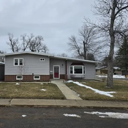 Image 1 - 1134 3rd Street Northwest, Watertown, SD 57201, USA - House for sale
