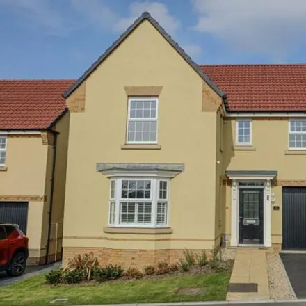 Buy this 4 bed house on 28 Deer Park in Thornbury, BS35 1AT