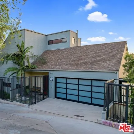 Image 3 - 6201 Quebec Dr, Los Angeles, California, 90068 - House for sale