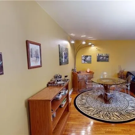 Image 3 - Midland Avenue, Gunther Park, City of Yonkers, NY 10704, USA - Apartment for sale