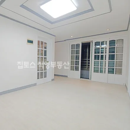 Rent this 3 bed apartment on 서울특별시 광진구 중곡동 254-6