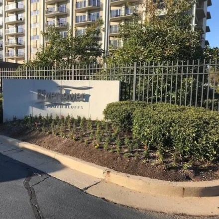 Image 2 - River Tower at South Bluffs, Riverside Drive, Memphis, TN 38103, USA - Condo for sale