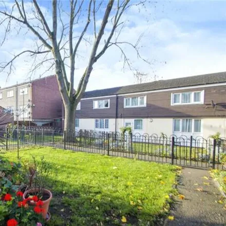 Image 5 - Cleveland Close, Nottingham, NG7 3BU, United Kingdom - Apartment for sale