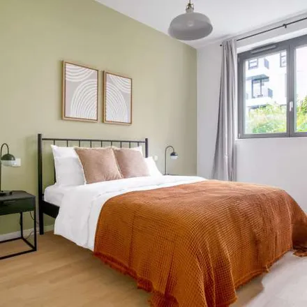 Rent this 2 bed apartment on Städt. Kita Rathausstraße 84 in Rathausstraße 84, 12105 Berlin