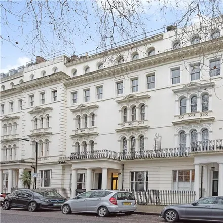 Image 8 - Clifford Court, 24-25 Kensington Gardens Square, London, W2 4BH, United Kingdom - Townhouse for rent