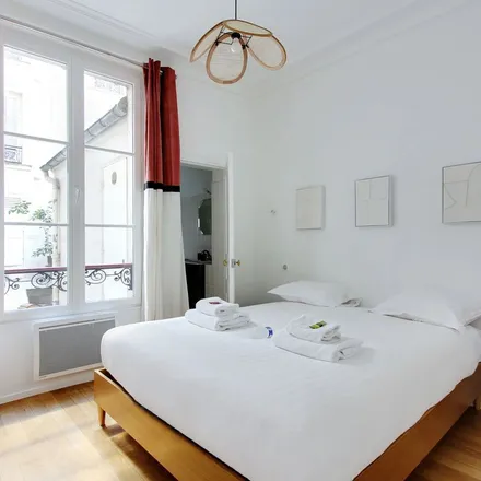 Rent this 2 bed apartment on 8 Rue de Vézelay in 75008 Paris, France