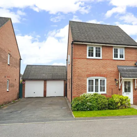 Buy this 3 bed house on Drovers Close in Glenfield, LE3 8FY